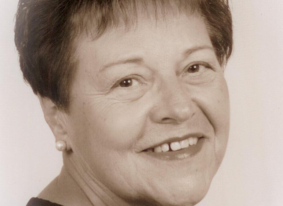 Runka, Celia (1938-