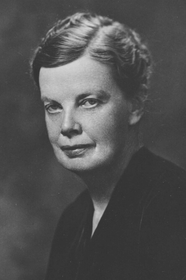 Johns, Ethel (1879-1968)